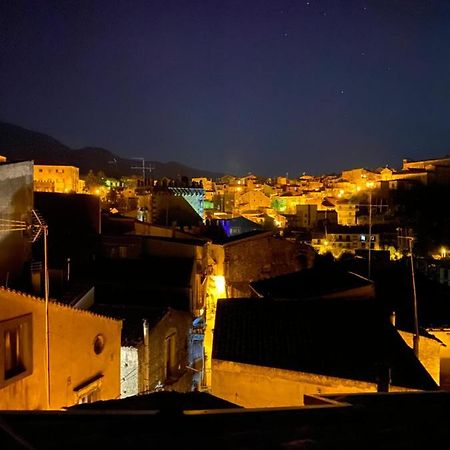 Casa Don Vicenzo Hotel Randazzo Buitenkant foto